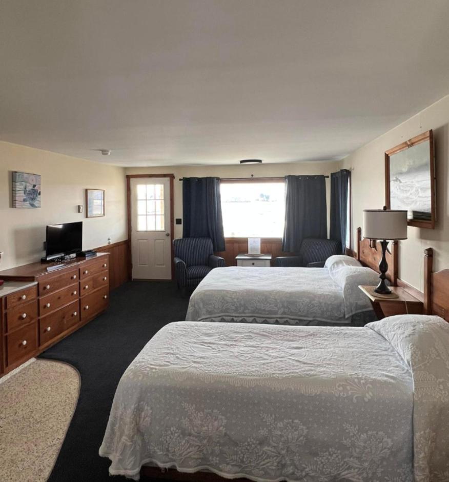 Motel Moody's And
